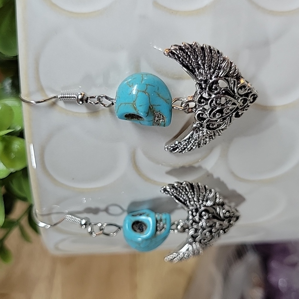 Winged Zombie Skull, turquoise - Picture 5 of 5